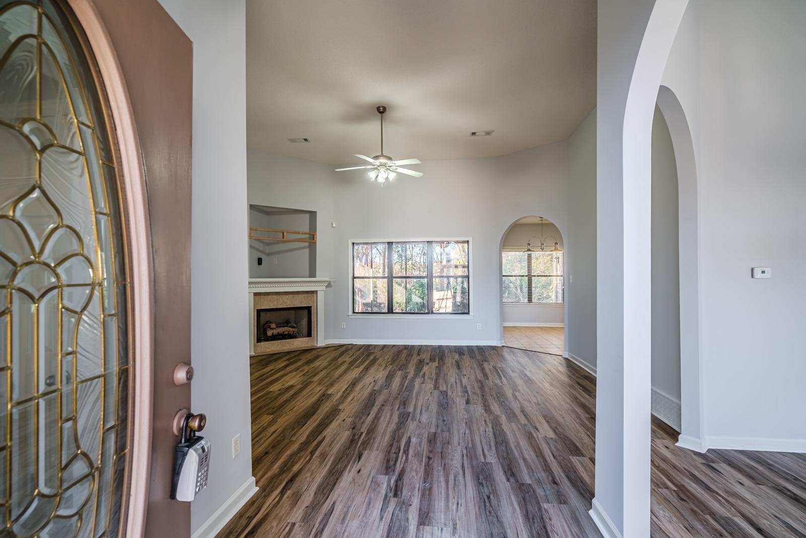 3711 Haynes Road Bartlett, TN 38133 - Photo 3 of 28 Gallery Image 3