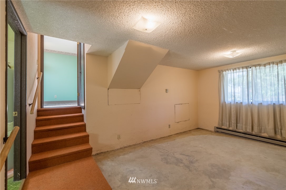 11068 Southeast Bean Road Port Orchard, WA 98366 - Photo 19 of 25 Gallery Image 19