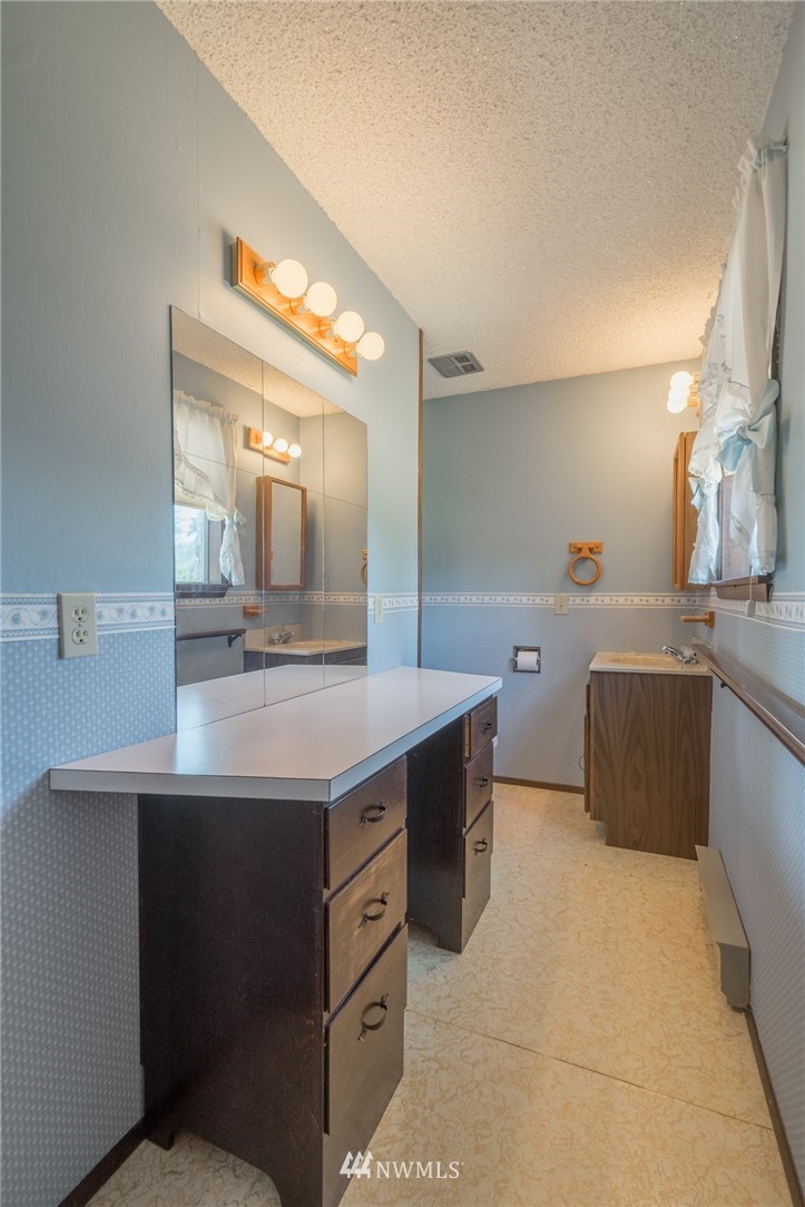 11068 Southeast Bean Road Port Orchard, WA 98366 - Photo 22 of 25 Gallery Image 22
