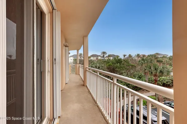 $639,000 | 140 Warsteiner Way, Unit 204, Melbourne Beach, FL 32951