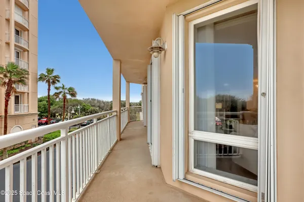 $639,000 | 140 Warsteiner Way, Unit 204, Melbourne Beach, FL 32951