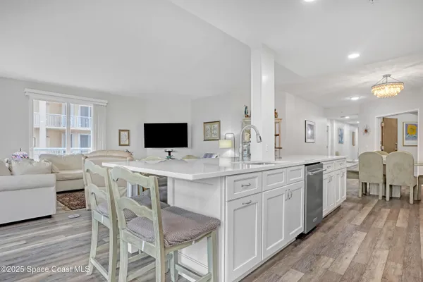 $639,000 | 140 Warsteiner Way, Unit 204, Melbourne Beach, FL 32951