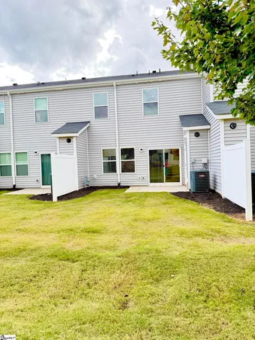 $1,790 | 424 Windsinger Lane, Greer, SC 29650