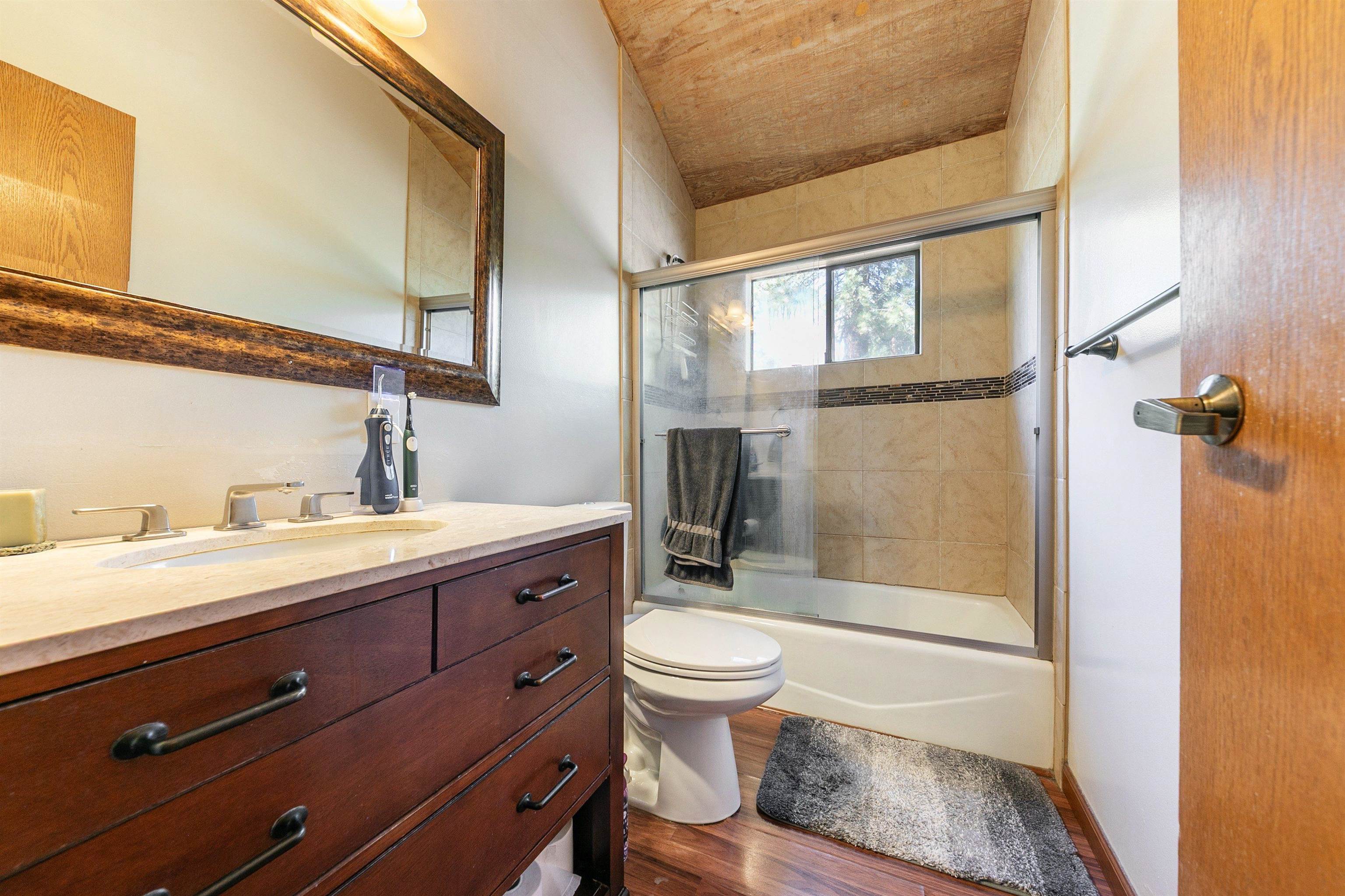 10414 Martis Valley Road Truckee, CA 96161 - Photo 14 of 24