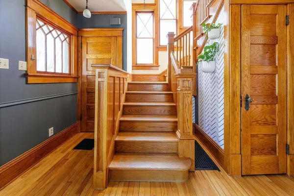 $275,000 | 121 North 5th Street, Montevideo, MN 56265