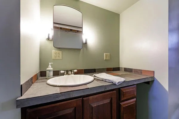 $275,000 | 121 North 5th Street, Montevideo, MN 56265