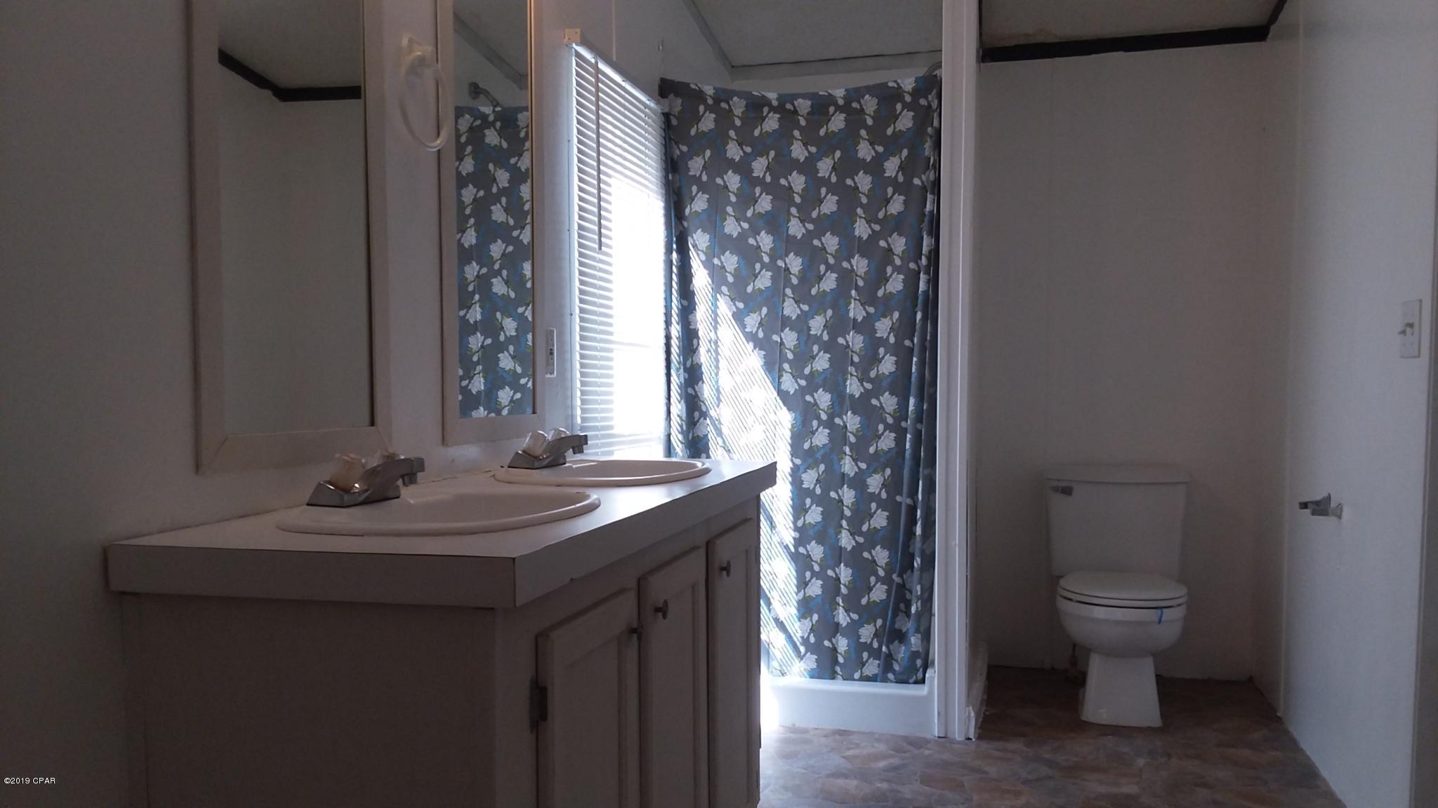 3009 T J Mitchell Road, Unit B Bonifay, FL 32425 - Photo 11 of 28 Gallery Image 11