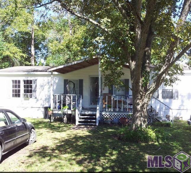 40466 Louis Road Prairieville, LA 70769 - Photo 1 of 8 Front View