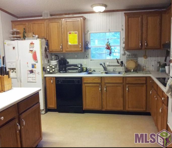 40466 Louis Road Prairieville, LA 70769 - Photo 8 of 8 Kitchen