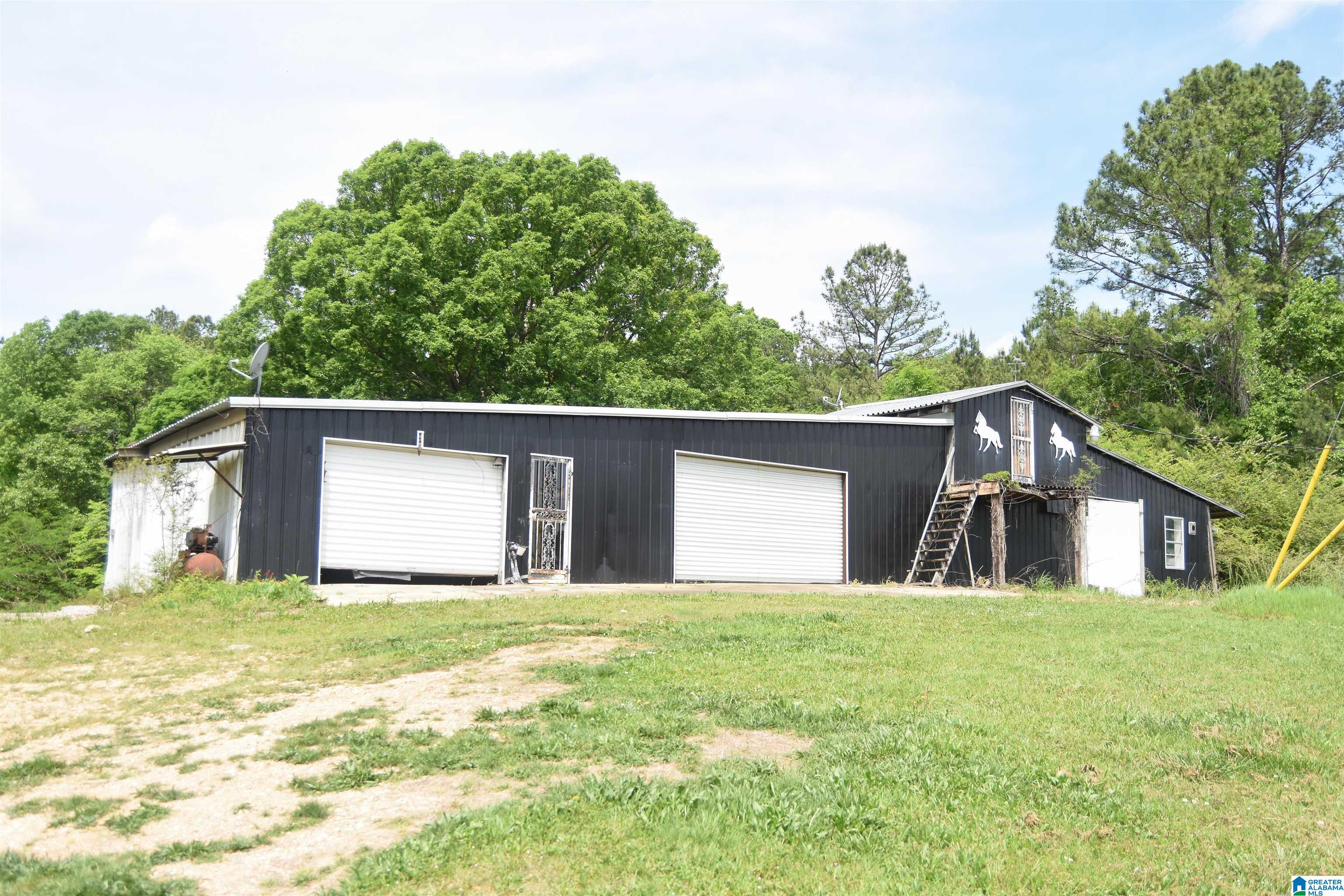 121 Barker Street Anniston, AL 36201 - Photo 3 of 44