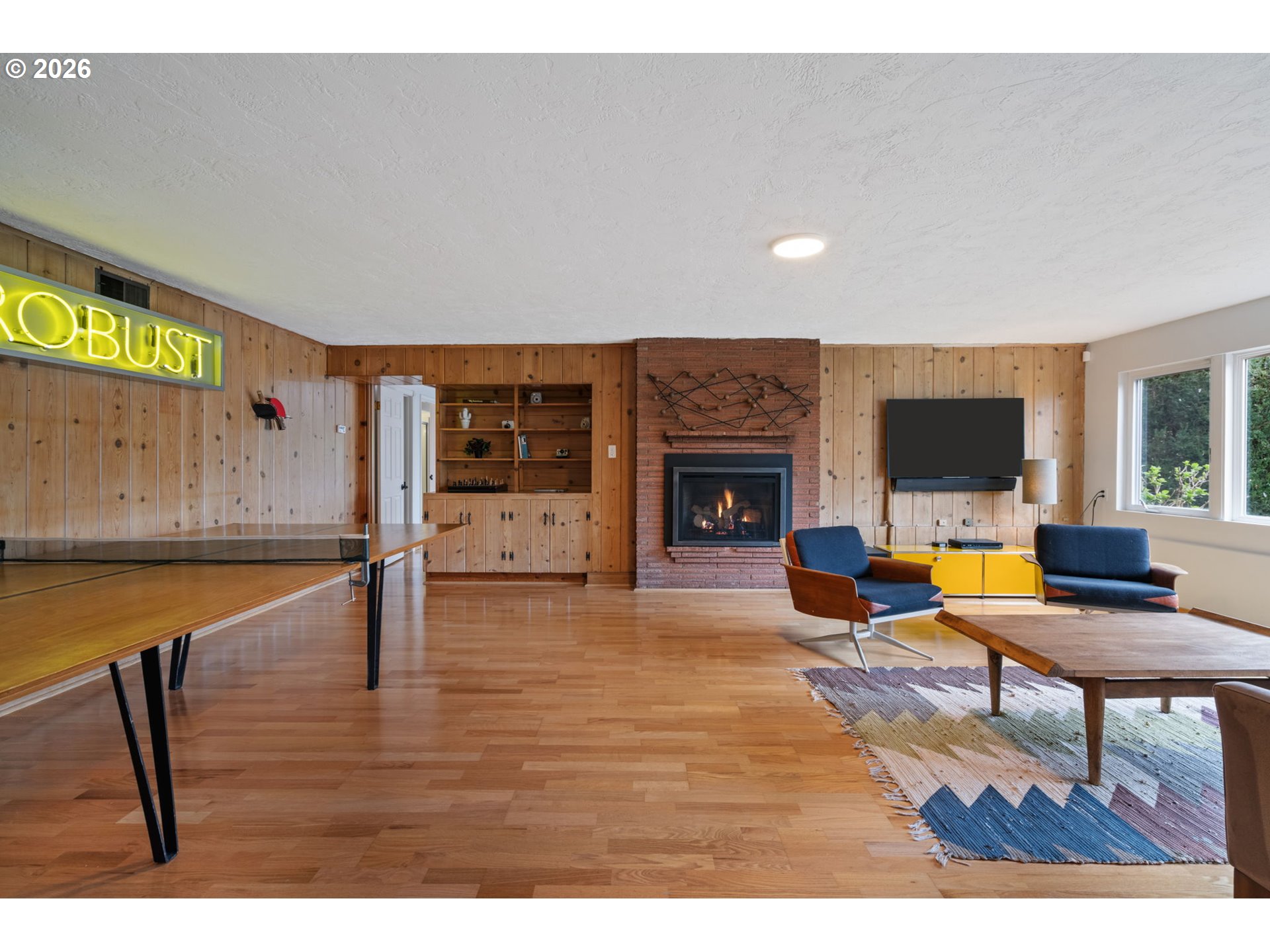 8110 Southwest Valley View Drive Portland, OR 97225 - Photo 25 of 47 Family Room