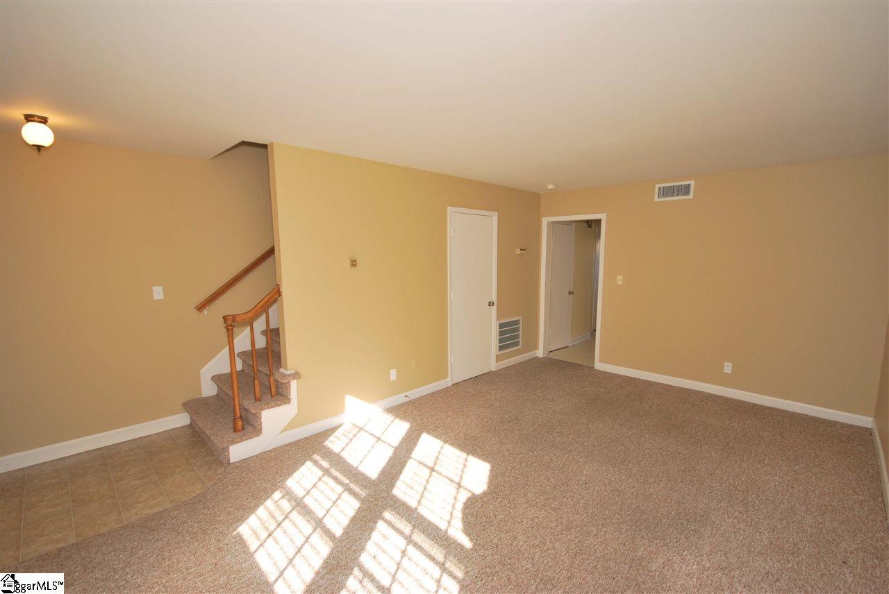 1440 Dover Road, Unit CONDO C Spartanburg, SC 29301 - Photo 11 of 21 Gallery Image 11