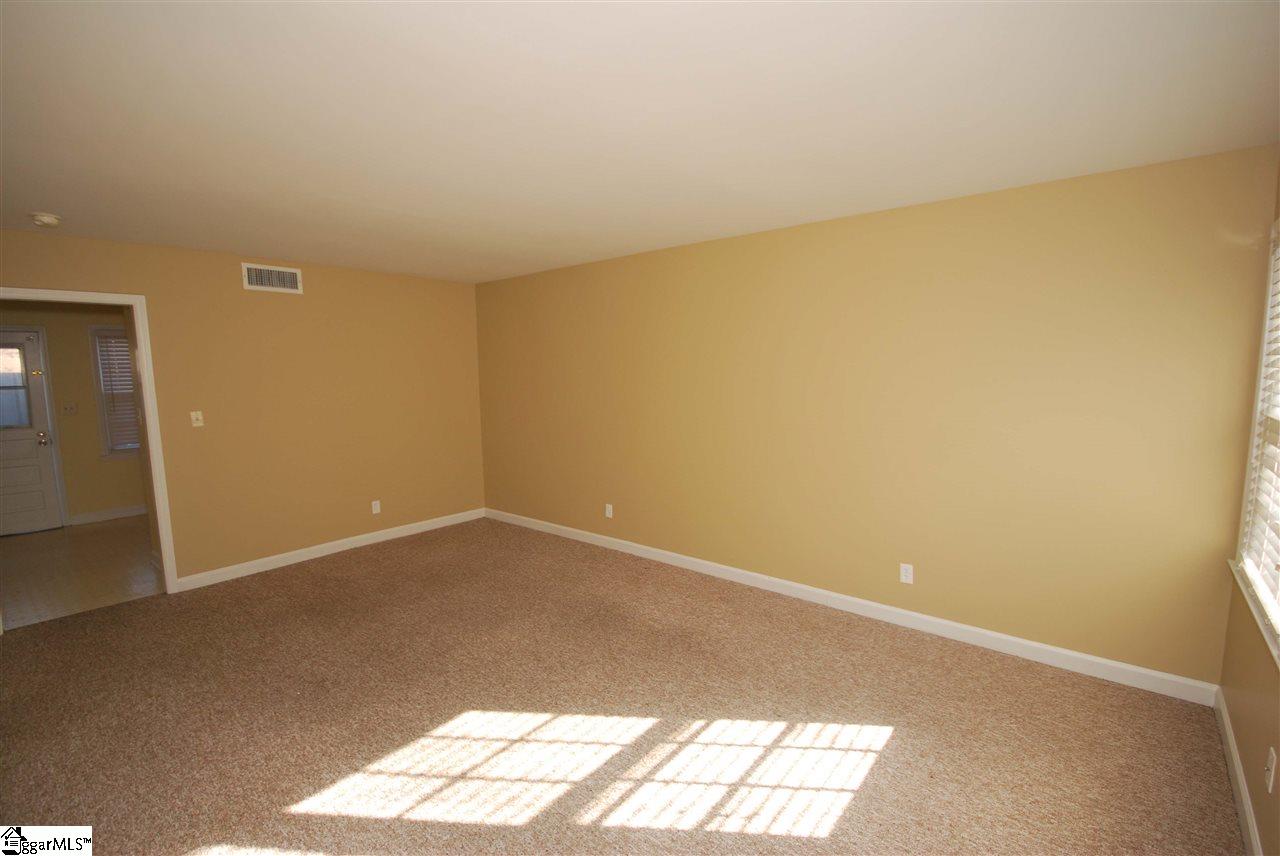 1440 Dover Road, Unit CONDO C Spartanburg, SC 29301 - Photo 13 of 21 Gallery Image 13