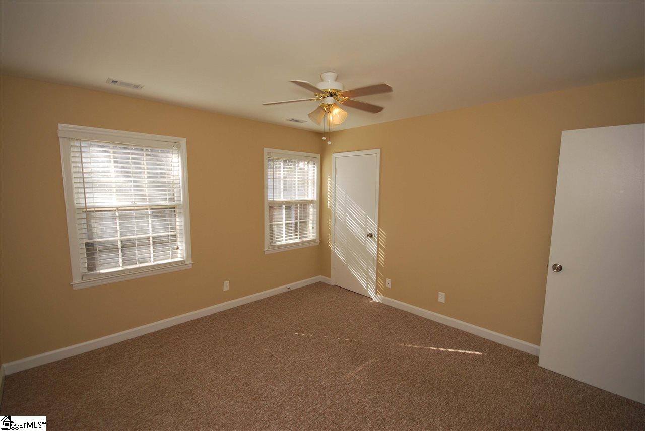1440 Dover Road, Unit CONDO C Spartanburg, SC 29301 - Photo 18 of 21 Gallery Image 18