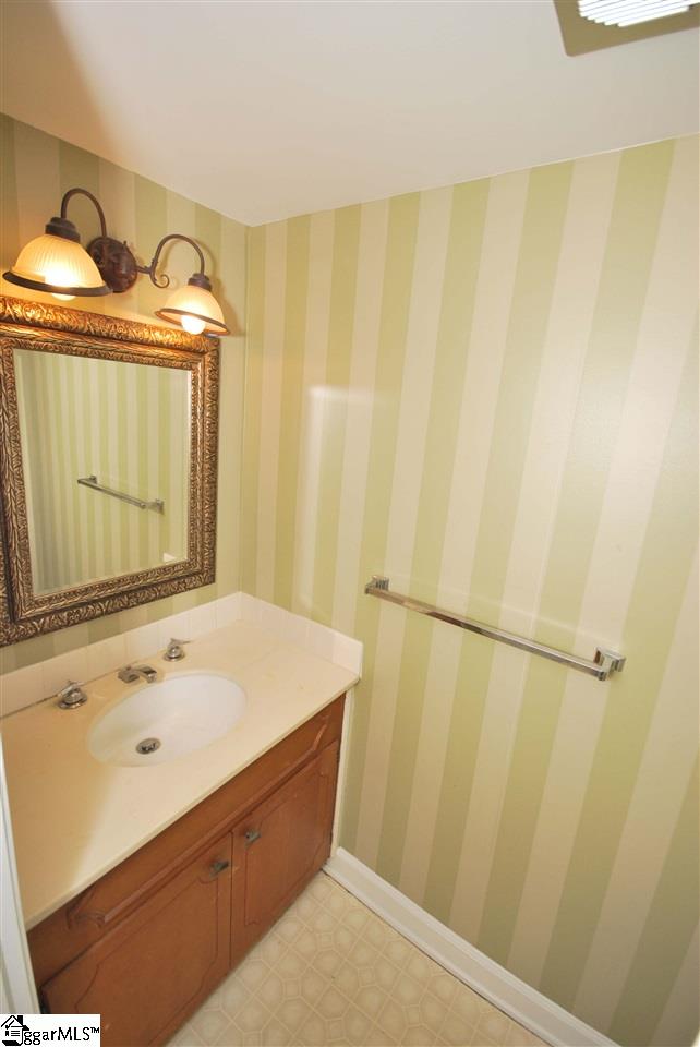 1440 Dover Road, Unit CONDO C Spartanburg, SC 29301 - Photo 5 of 21 Gallery Image 5
