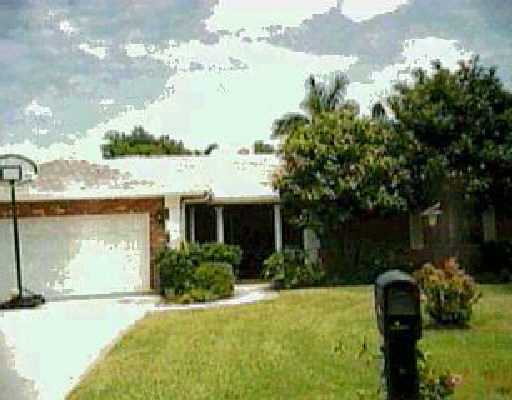 1798 Isabel Rd Oeste Boca Raton, FL 33486 - Photo 1 of 3 Primary Photo