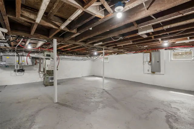 $699,000 | 324 Tuxedo Place, Hawthorne, NY 10532