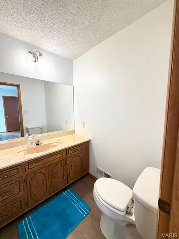 $169,900 | 604 South Sligo Street, Salem, MO 65560