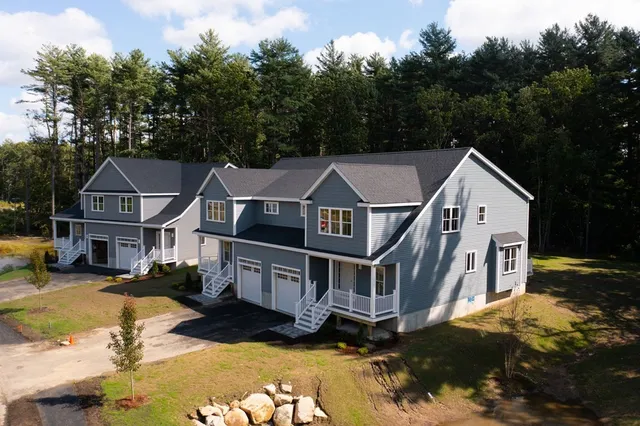 $739,000 | 12 Hayford Trail, Unit 17, Hanson, MA 02341
