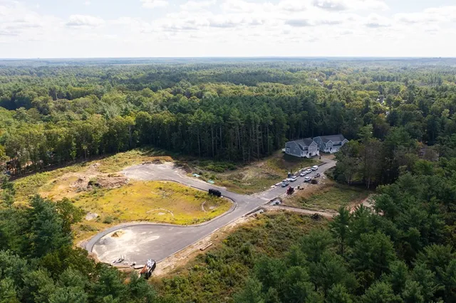 $739,000 | 12 Hayford Trail, Unit 17, Hanson, MA 02341