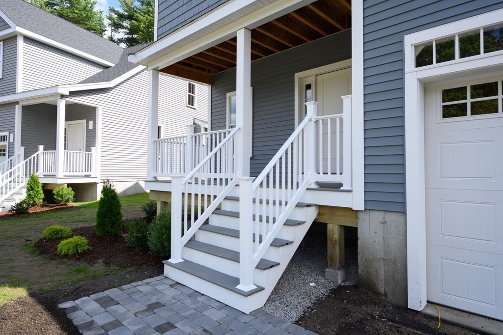 12 Hayford Trail, Unit 17 Hanson, MA 02341 - Photo 8 of 30