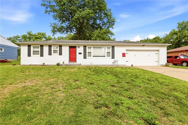 $200,000 | 3412 South Crisp Avenue, Independence, MO 64052
