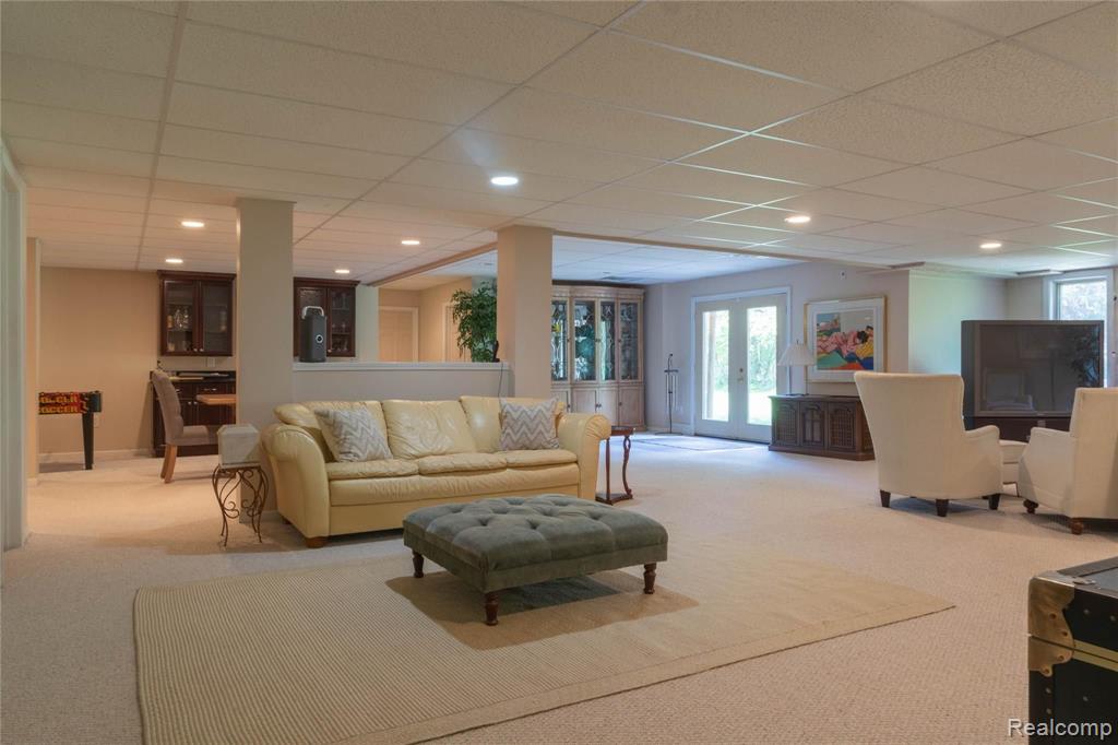 1651 Washington Road Rochester Hills, MI 48306 - Photo 49 of 60
