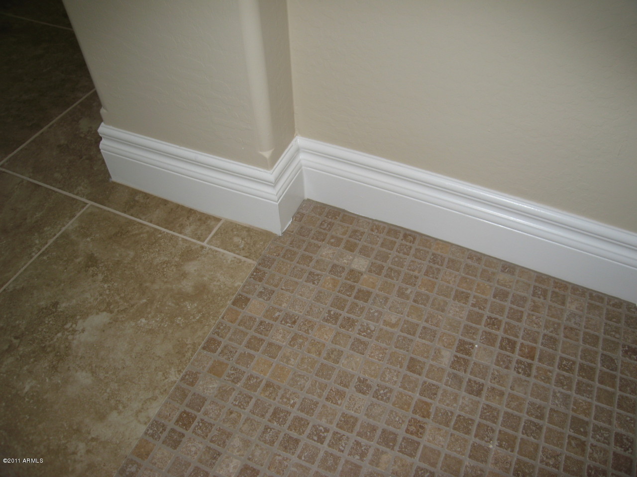 2916 East Blue Sage Road Gilbert, AZ 85297 - Photo 12 of 19 Detailed Tile & Trim Work!