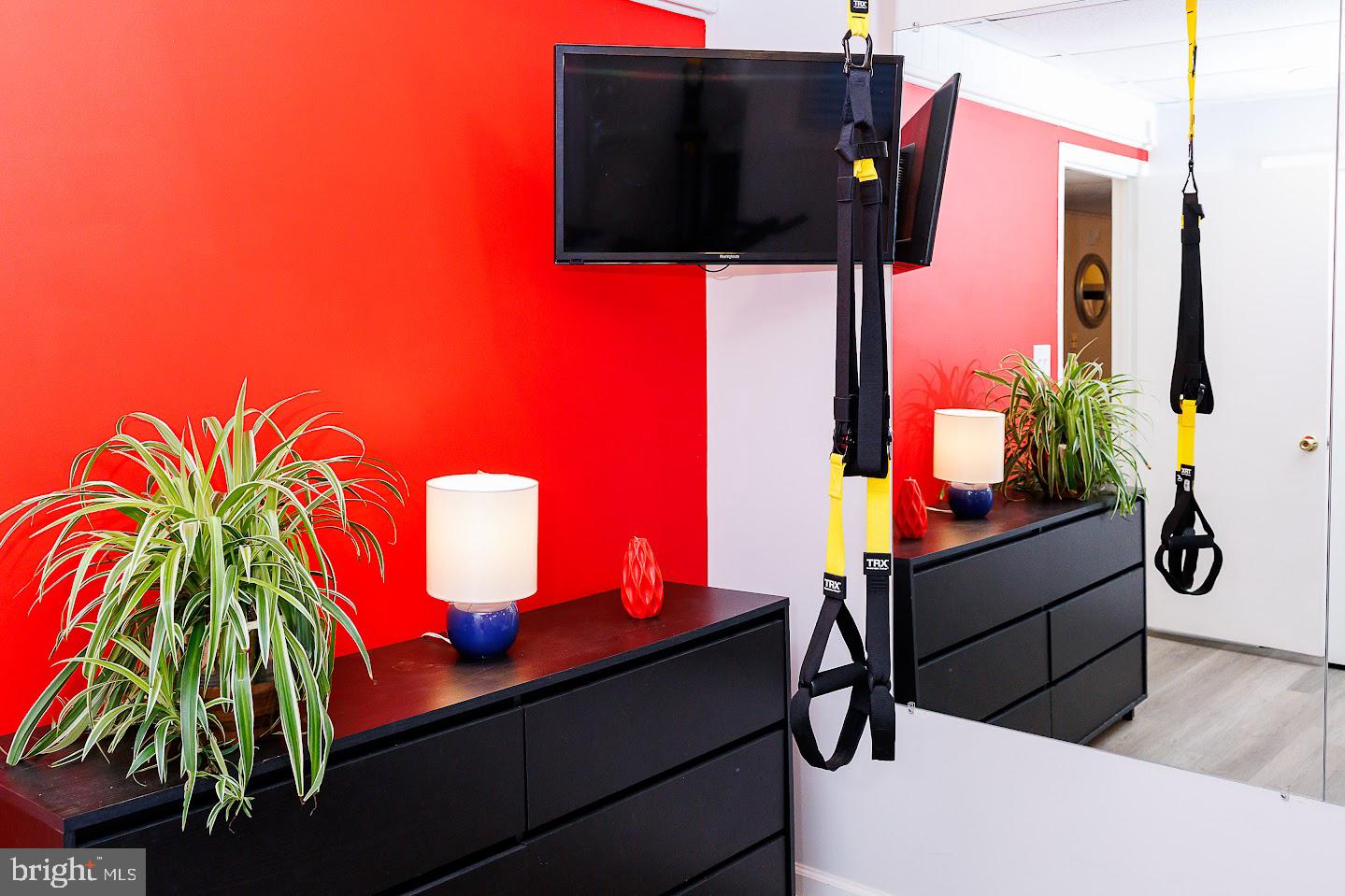 7286 Earlys Road Warrenton, VA 20187 - Photo 8 of 25 an outdoor space with seating area