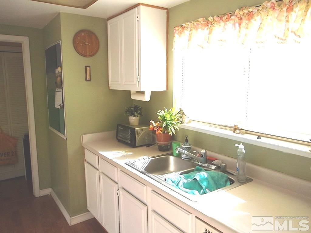 1215 Laredo Court Reno, NV 89503 - Photo 9 of 17 Photo 9