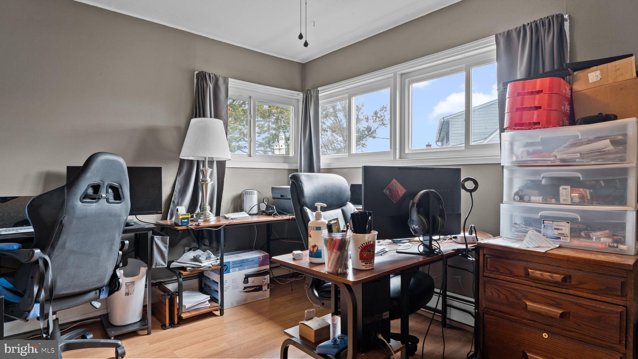 14 High Road Levittown, PA 19056 - Photo 21 of 33