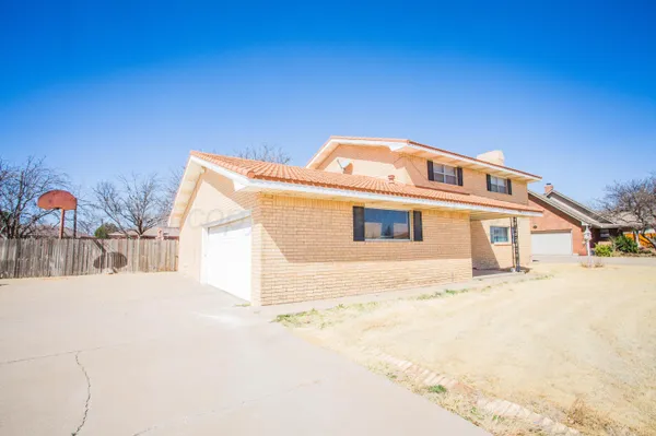 $199,000 | 73 Houston Road, Tulia, TX 79088