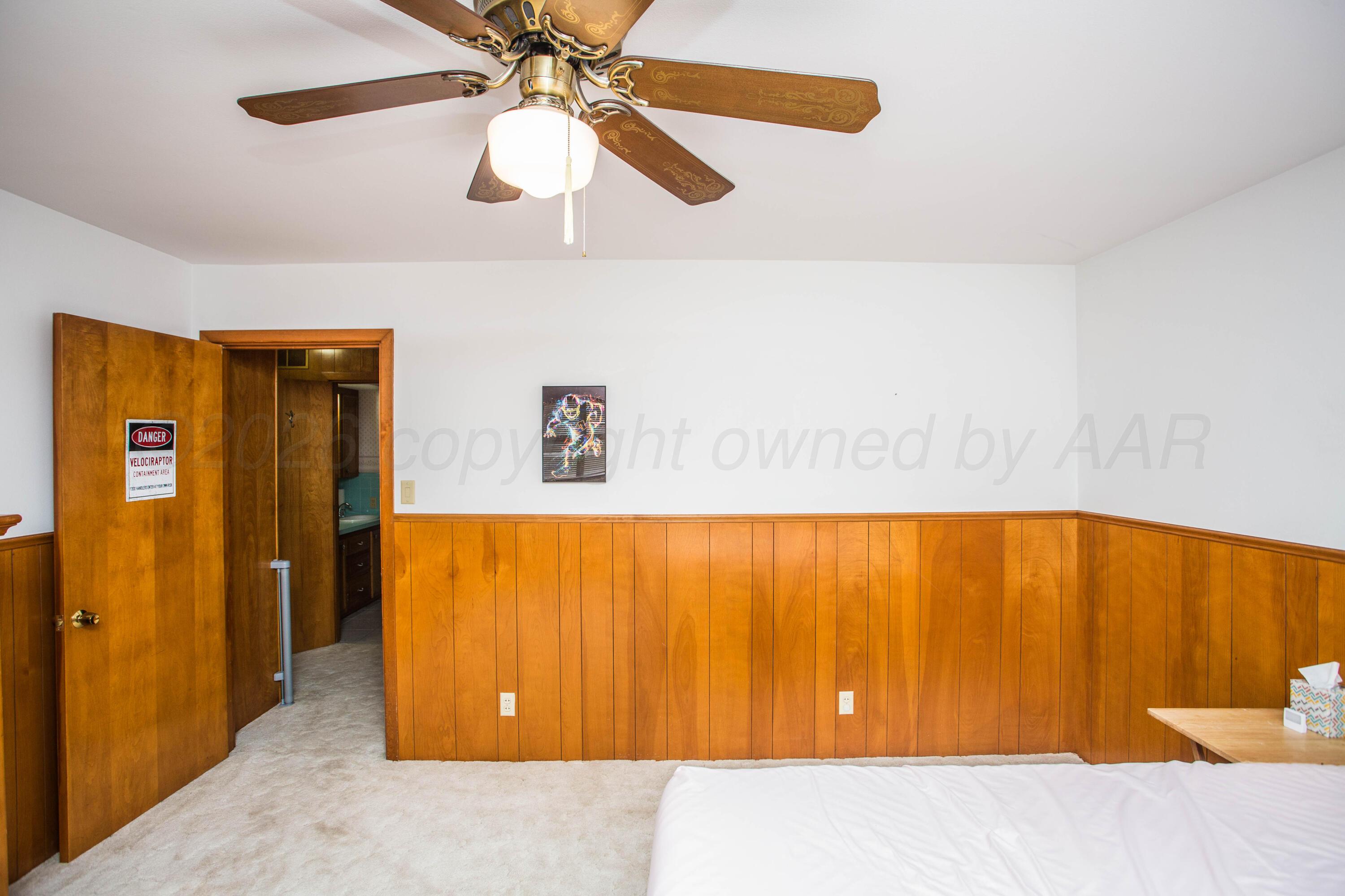 73 Houston Road Tulia, TX 79088 - Photo 35 of 55 a view of a swimming pool