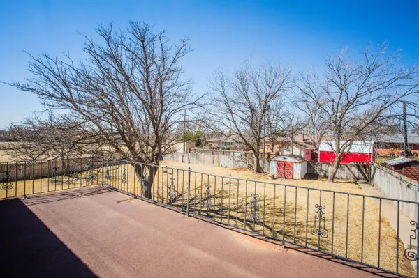 $199,000 | 73 Houston Road, Tulia, TX 79088