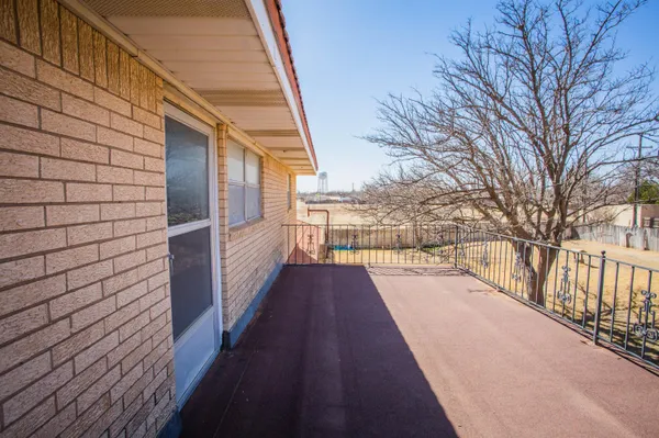 $199,000 | 73 Houston Road, Tulia, TX 79088