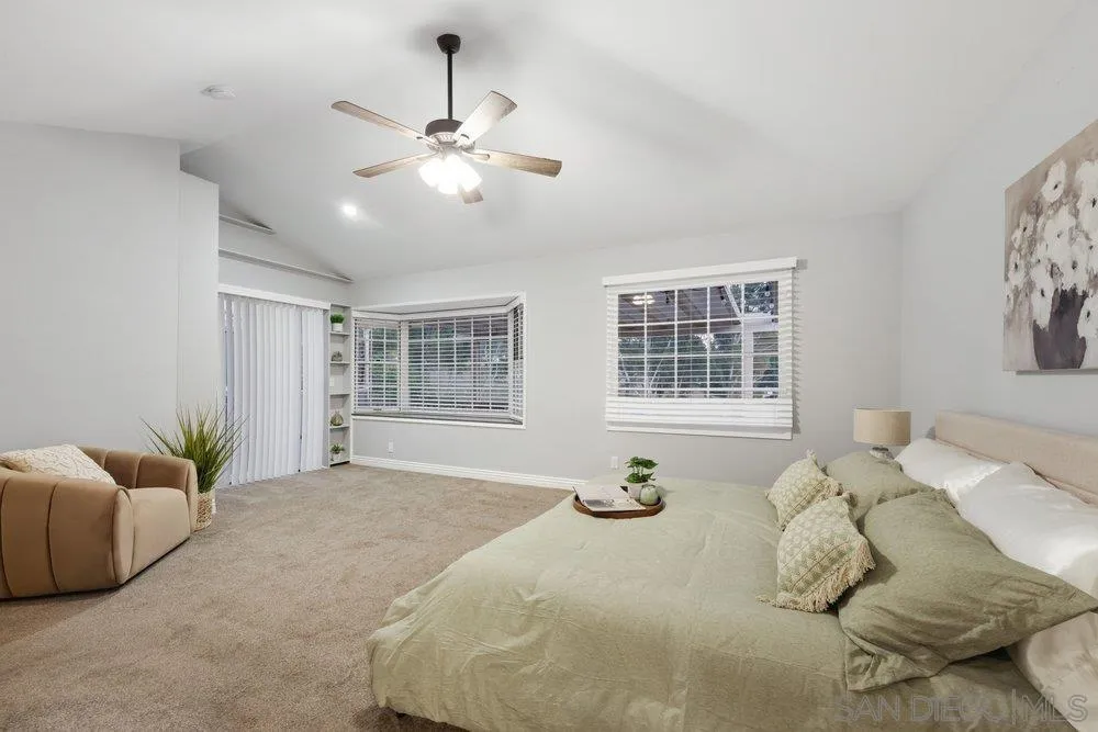 8635 Circle R Valley Lane Escondido, CA 92026 - Photo 11 of 30