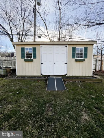 $2,700 | 2314 Triebel Road, Abington, PA 19001