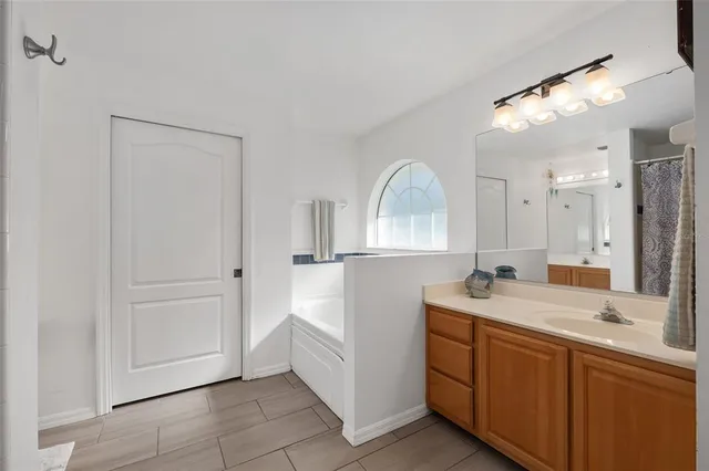 $585,000 | 9128 Northwest 238 Street, Alachua, FL 32615