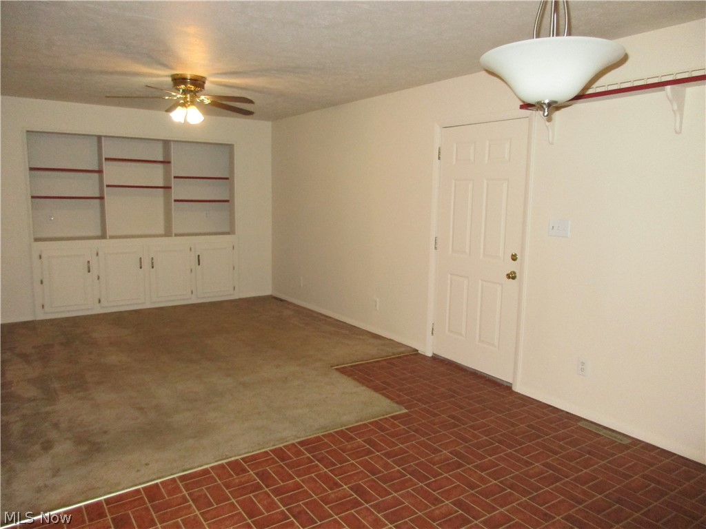 34409 Bainbridge Road North Ridgeville, OH 44039 - Photo 12 of 23