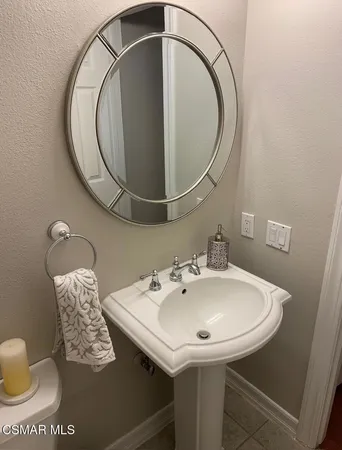 $3,250 | 1345 Alessandro Drive, Newbury Park, CA 91320
