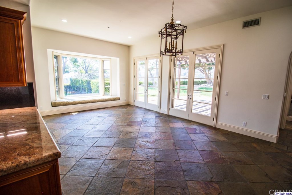 12801 Chalon Road Los Angeles, CA 90049 - Photo 11 of 77