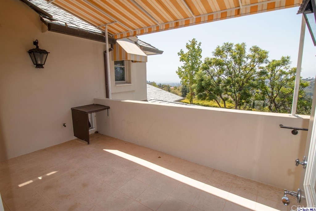 12801 Chalon Road Los Angeles, CA 90049 - Photo 59 of 77