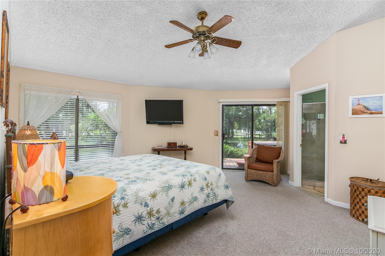 12843 165th Road North Jupiter, FL 33478 - Photo 4 of 38 Gallery Image 4