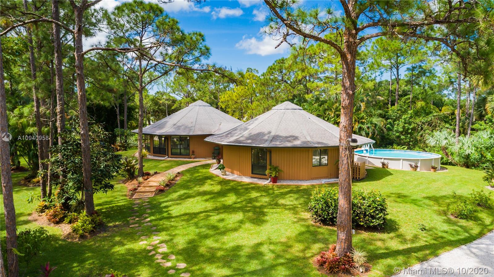 12843 165th Road North Jupiter, FL 33478 - Photo 9 of 38 Gallery Image 9
