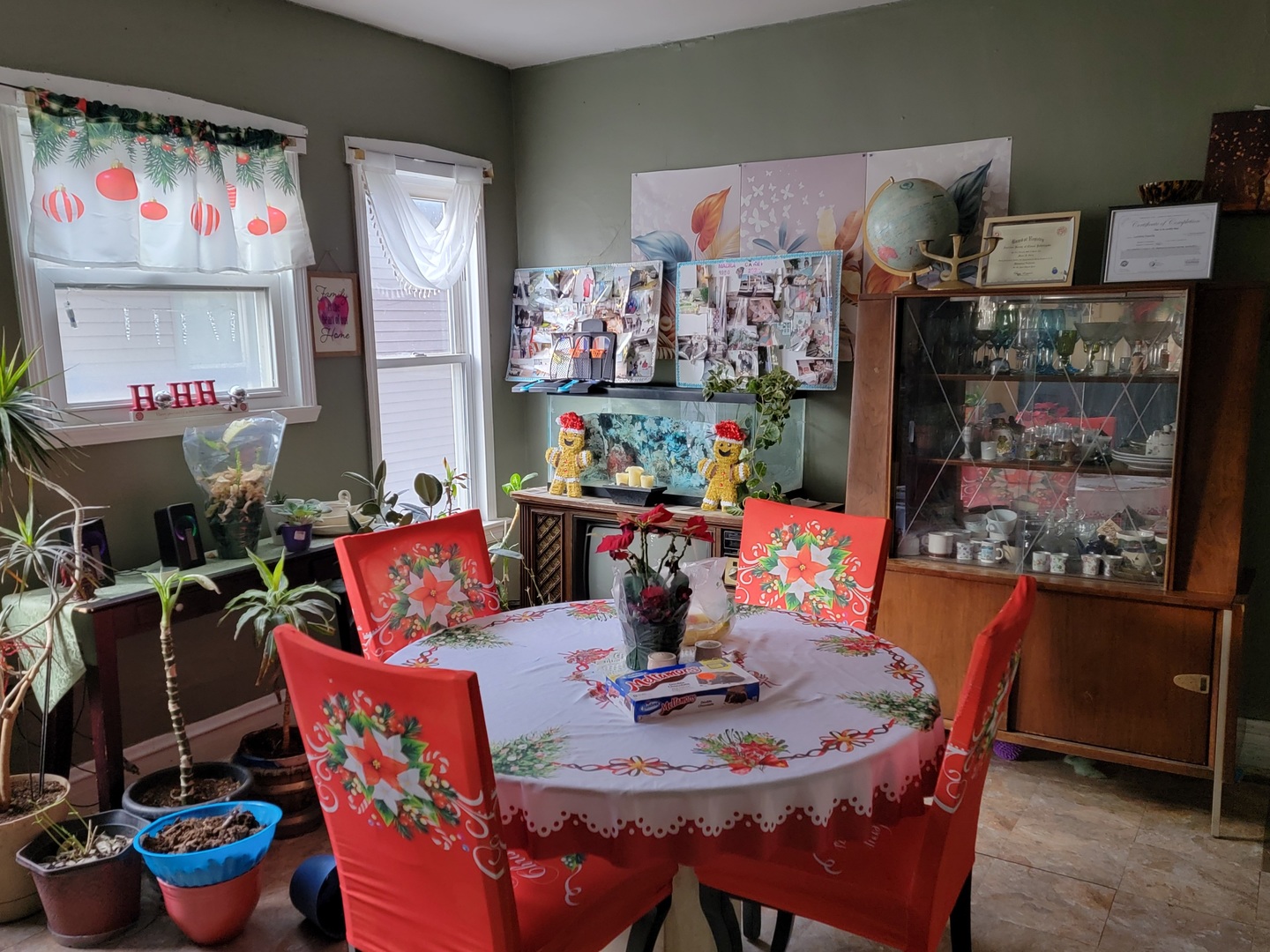 2124 South 3rd Avenue Maywood, IL 60153 - Photo 9 of 26 a view of a dining room with furniture