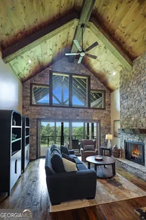 $875,000 | 356 Arbor Crk Trail, Mineral Bluff, GA 30559
