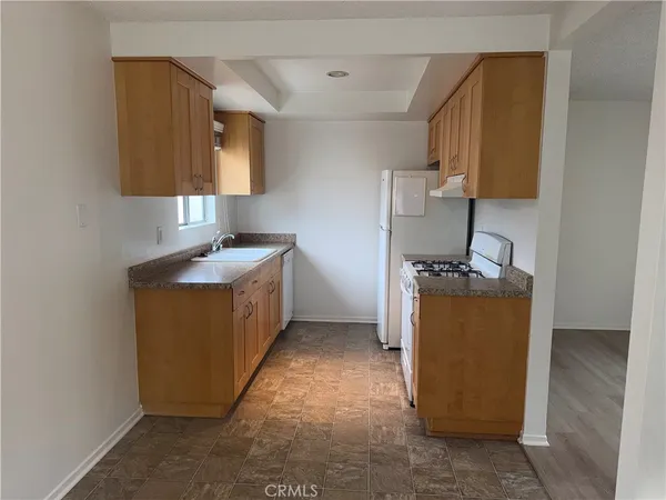 $2,695 | 16703 Lynn Lane, Unit D, Huntington Beach, CA 92649