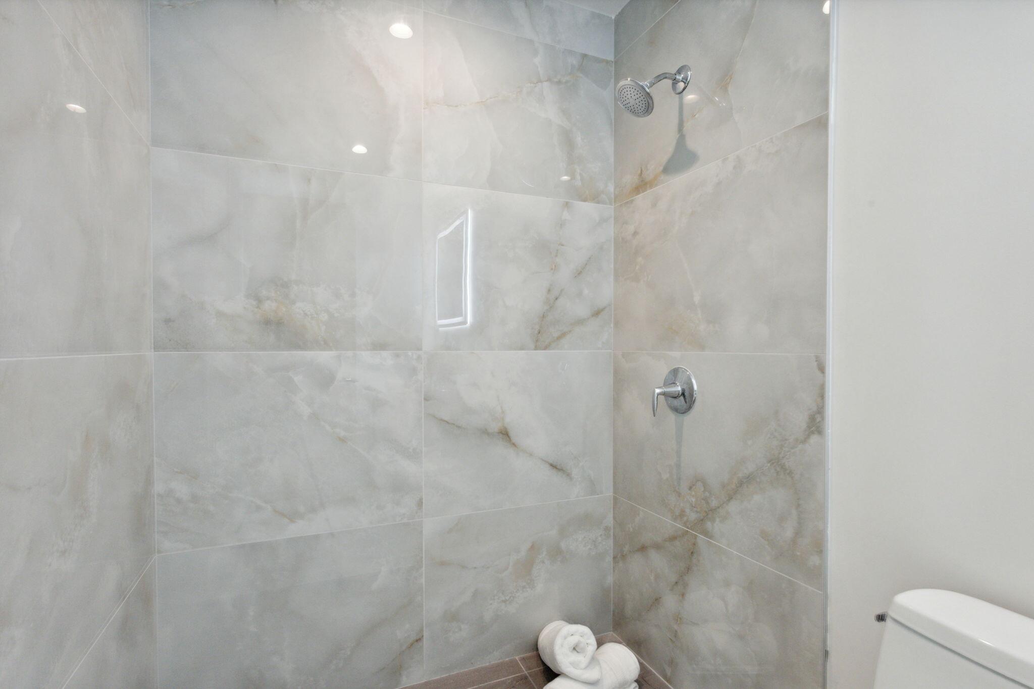 475 East Royal Palm Road, Unit 605 Boca Raton, FL 33432 - Photo 34 of 62 BATH