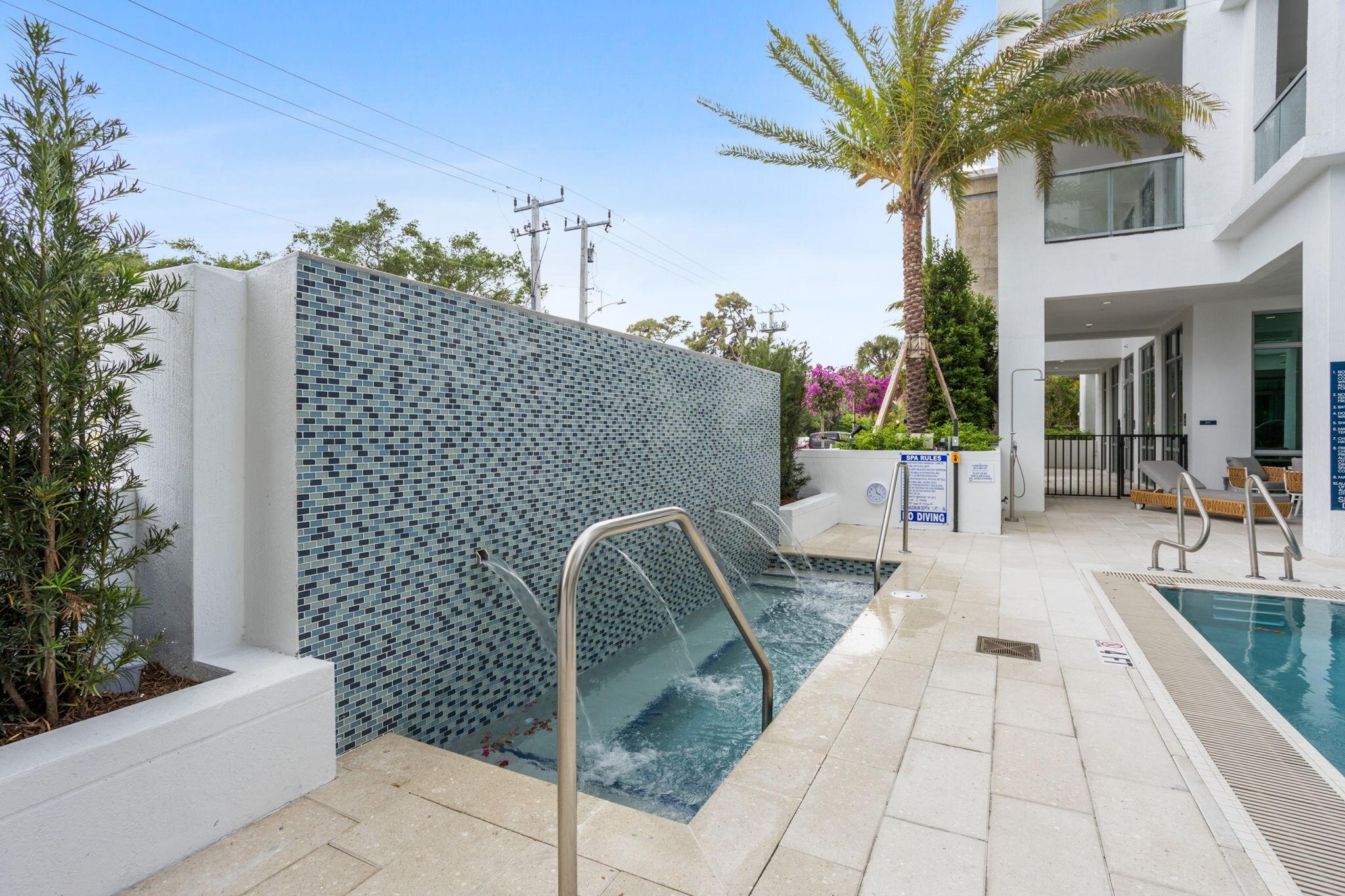 475 East Royal Palm Road, Unit 605 Boca Raton, FL 33432 - Photo 56 of 62 a view of outdoor space yard and patio