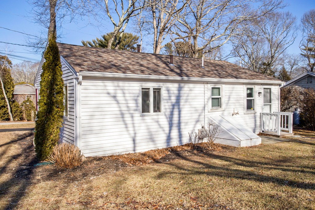 39 Manomet Point Road Plymouth, MA 02360 - Photo 11 of 12 Gallery Image 11